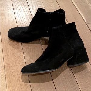 Vince suede bootie